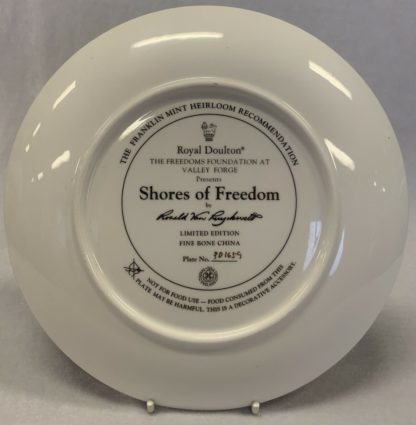 Vintage The Freedoms Foundation At Valley Forge Series 'Freedoms Glory' Limited Edition No DD2938 Plate & 'Shores Of Freedom' Limited Edition No PD1659 Plate By Royal Doulton 3