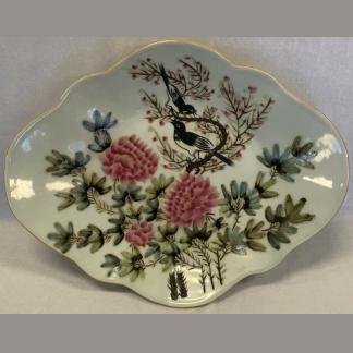 Qing Dynasty (1644 to 1912) Guangzhou Xu Year [Unverified] Chinese Dish Decorated With Birds & Chrysanthemums 1