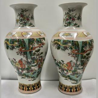 Antique Late 19th Early 20th Century Chinese Famille Rose Decorated Vases 2