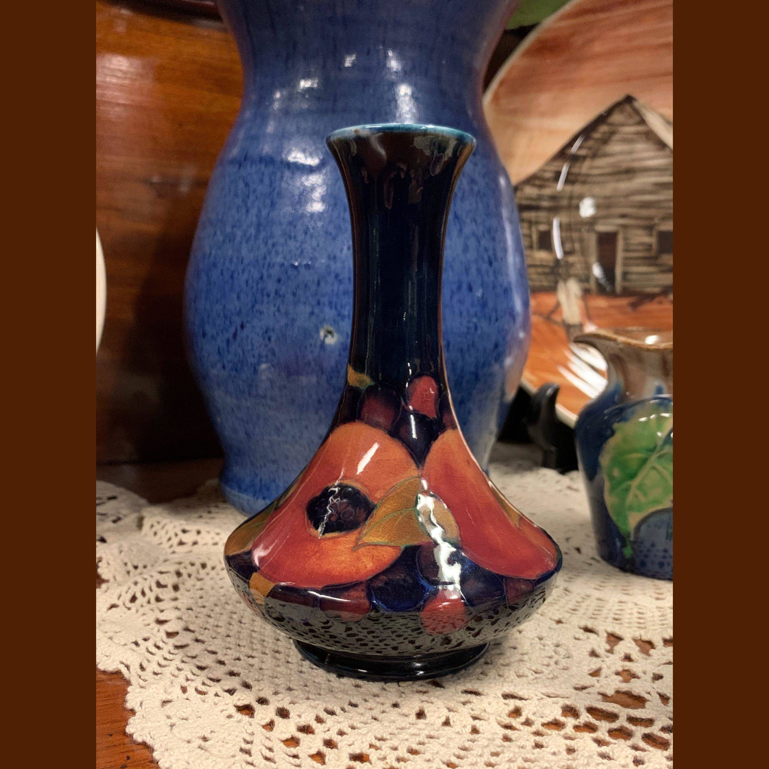 Vintage Pomegranate Pattern Dark Blue Vase By William Moorcroft11